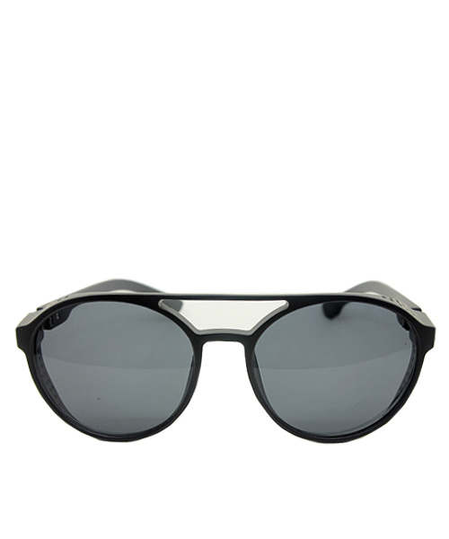 Black oval mens Sunglasses side protection.