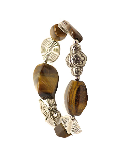 Charms / trinkets / artificial stone bracelet for girls / women.