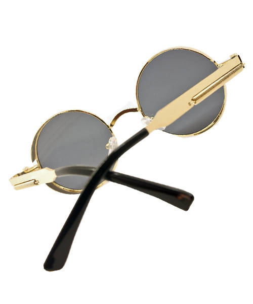 Retro gold polarized round steampunk sunglasses.